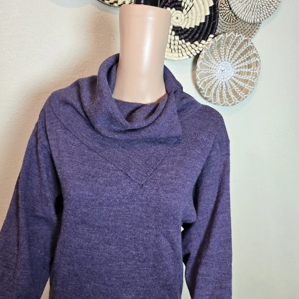TWEEDS Sweater Small Merino Wool Shirred Turtleneck 3/4 Sleeve Pullover Purple